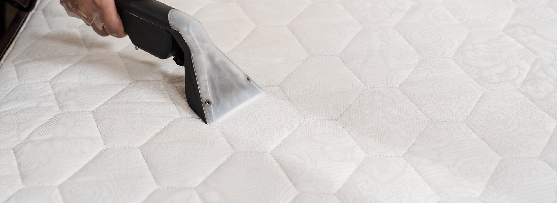 Effective Mattress Cleaning for a Restful Sleep